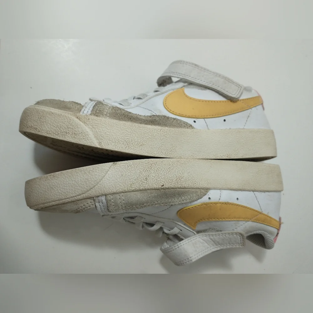 Nike Blazer Low '77 Vintage‎ Sneaker, White,Yellow And Pink, Size 2Y
